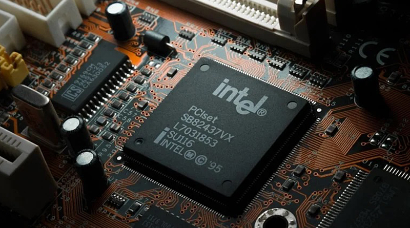 Máy tính mới Huawei trang bị chip trí tuệ nhân tạo Intel, nghị sĩ Mỹ tức giận