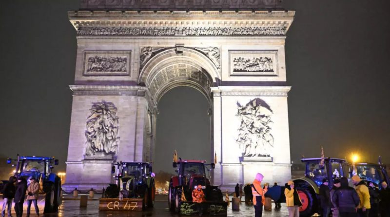 (Tiếng Việt) Pháp : Một người bị bắn hạ tại Paris vì đe dọa cảnh sát bằng dao (Tiếng Việt) Pháp : Một người bị bắn hạ tại Paris vì đe dọa cảnh sát bằng dao