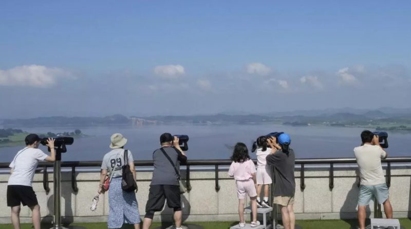 (Tiếng Việt) Hàn Quốc lần đầu đưa quan điểm “quan hệ hai Nhà nước hòa bình” vào Sách trắng Thống nhất