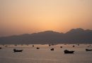 Evacuation plan through Hormuz for stranded ships in Gulf underway, UN agency says